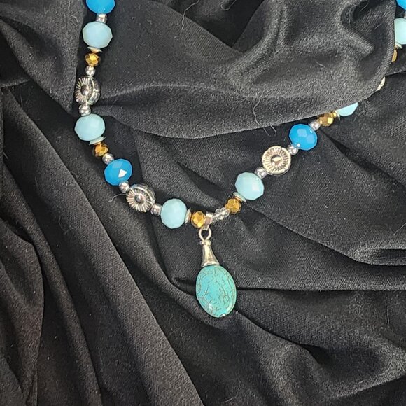 Blue and Gold Beaded Silver Tone Flower Faux Turquoise Pendant Boho 18" Necklace - Picture 12 of 16
